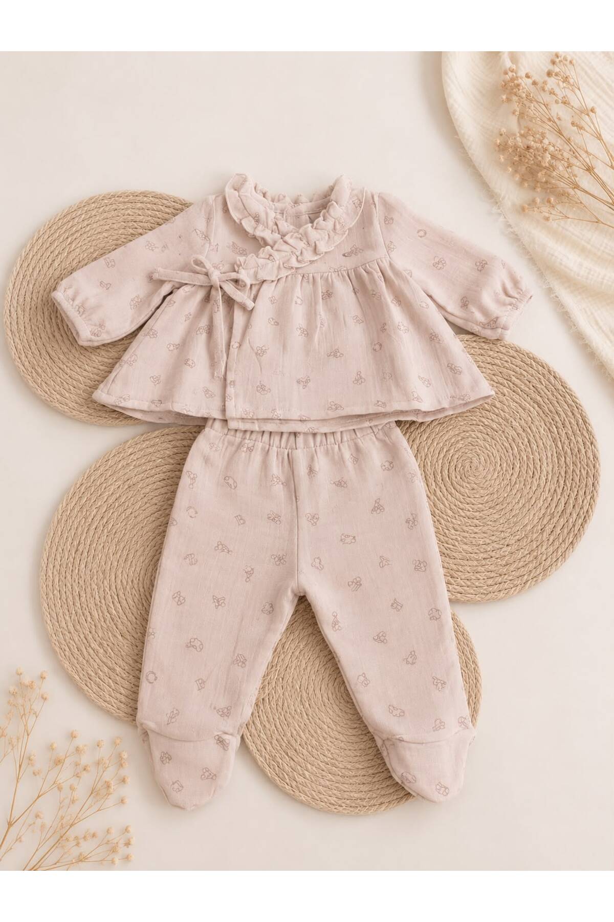 Premium Kız Bebek 10 Parça Hastane Çıkış Seti – Pudra